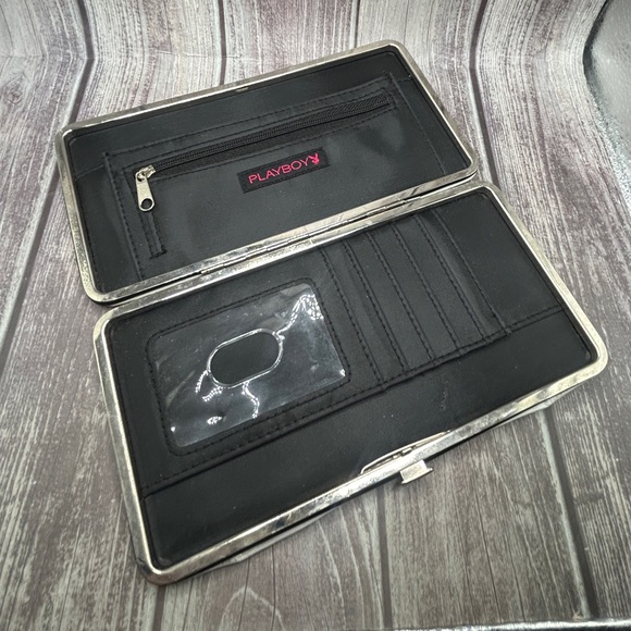 PLAYBOY Vintage Y2K Clutch/ Long Wallet Playboy Bunny White Gold VTG RARE - Picture 13 of 15